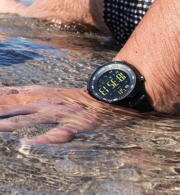 Sponge Surfwatch Black Modelis 123 - Izturīgs un Stilīgs