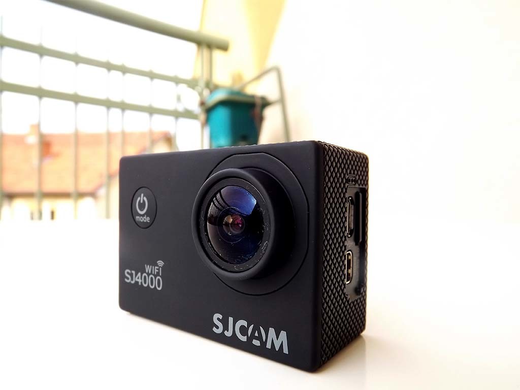 SJCAM SJ4000 WiFi Must Seikluskaamera