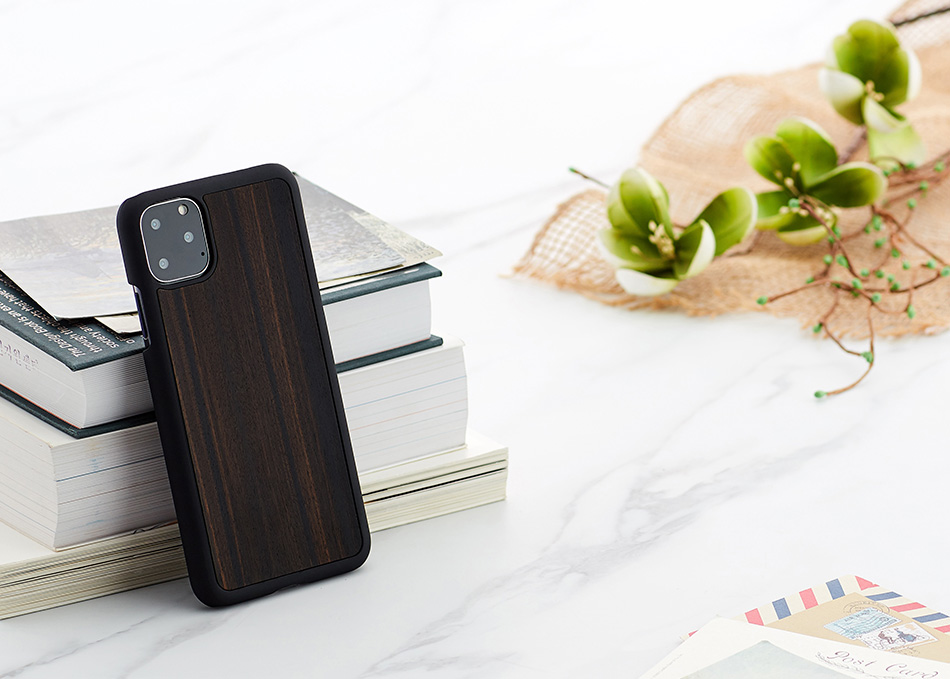 MAN&WOOD iPhone 11 Pro Max Korpus Must Eebenipuu