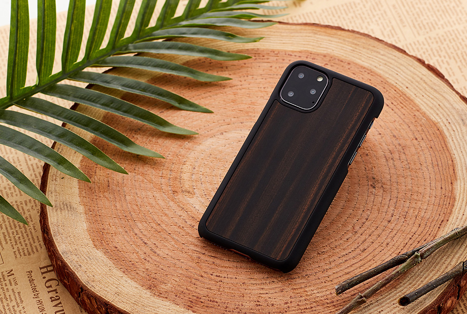 MAN&WOOD iPhone 11 Pro Max Korpus Must Eebenipuu
