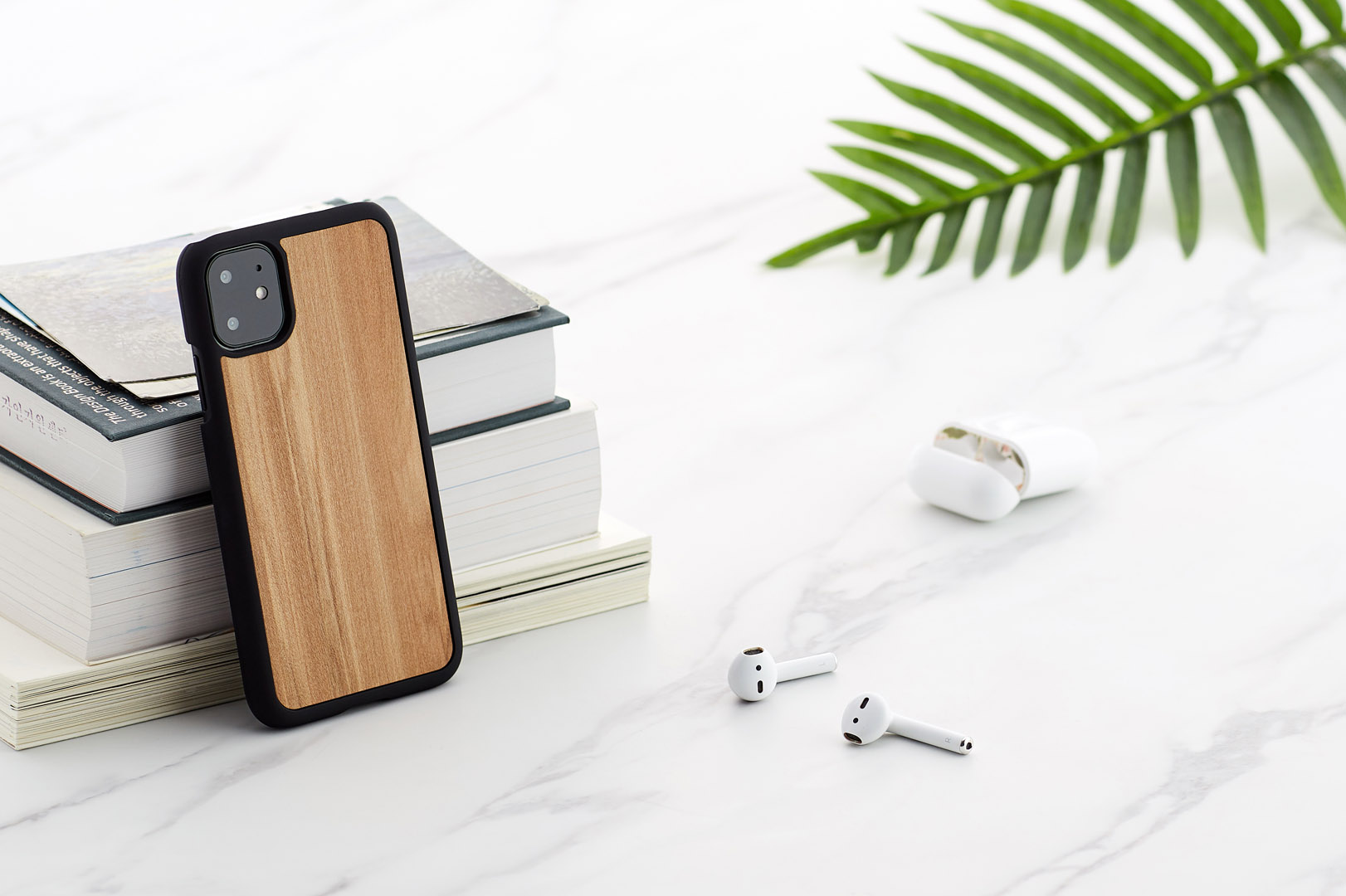 MAN&WOOD iPhone 11 Kate Cappuccino Must