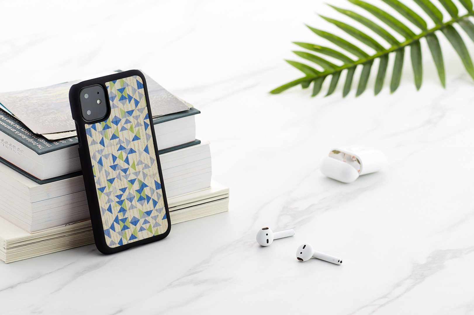 MAN&WOOD iPhone 11 Vāciņš Zils Trīsstūris Melns