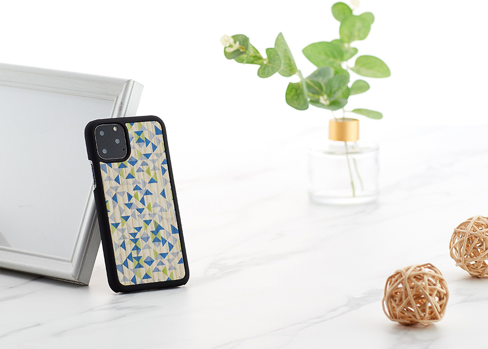 MAN&WOOD iPhone 11 Pro Korpus Sinine Must Kolmnurk