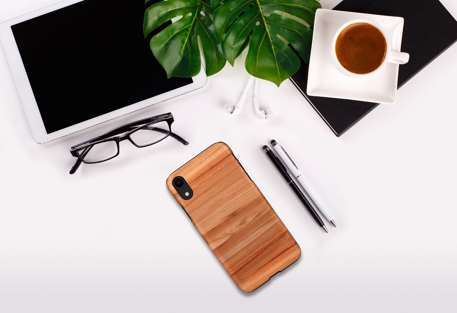 MAN&WOOD iPhone XR Case Cappuccino Black