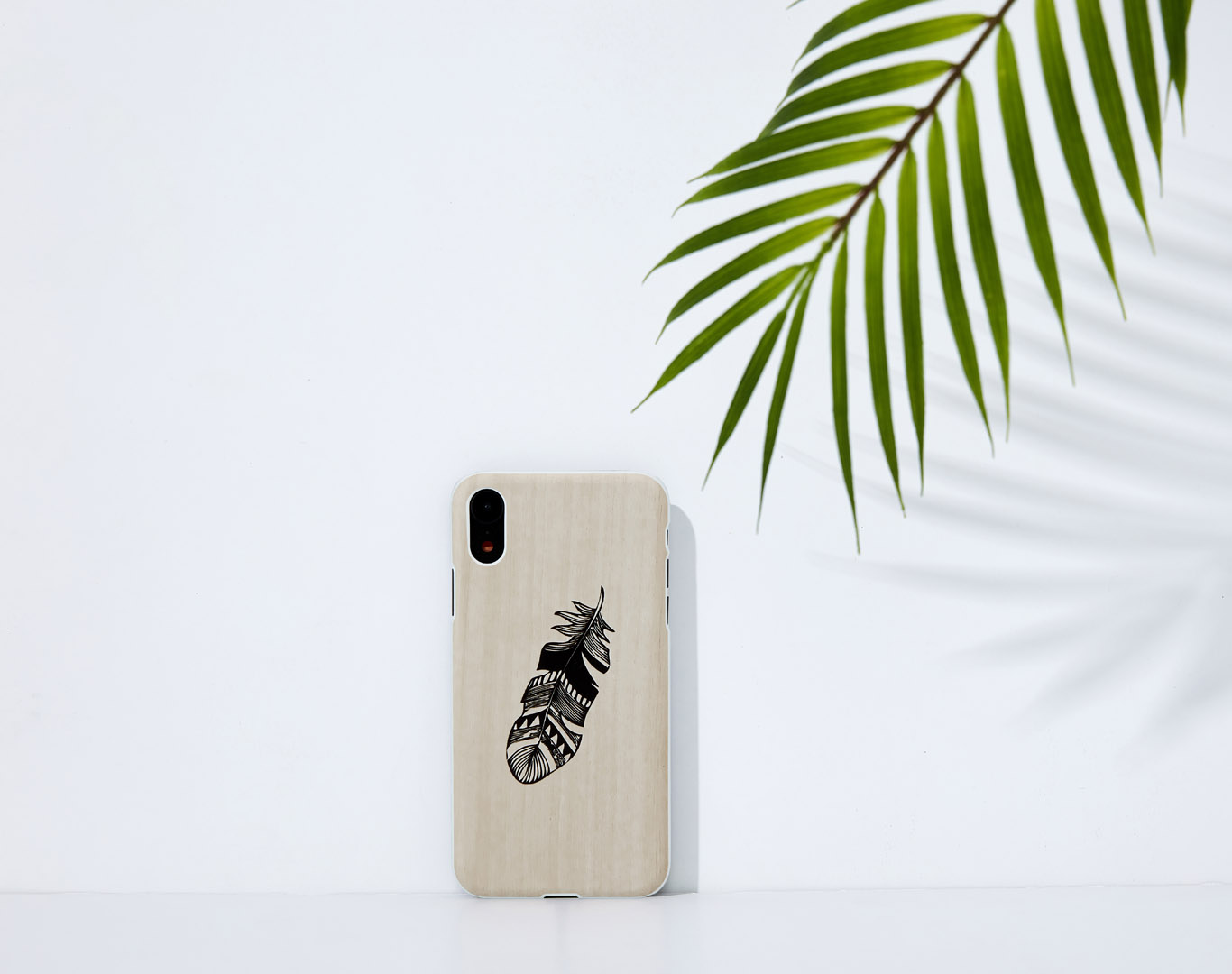 MAN&WOOD iPhone XR Vāks Indian White