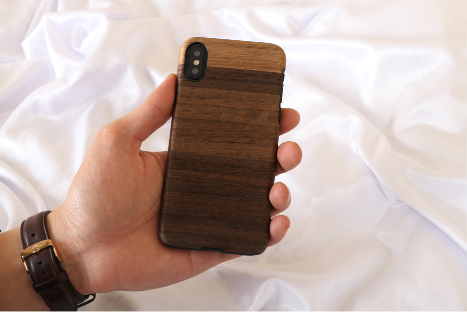 MAN&WOOD iPhone X/XS Korpus Fango Must
