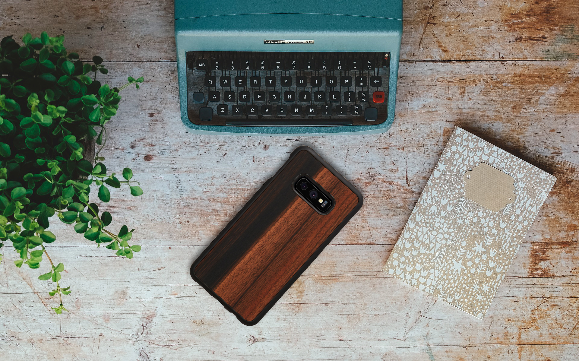MAN&WOOD Galaxy S10e Korpus Ebony Must