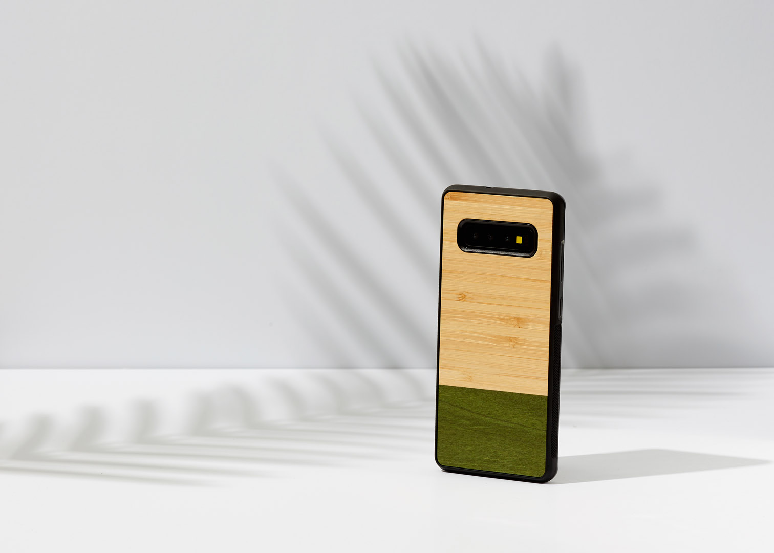 MAN&WOOD Galaxy S10 Plus Bambusa Meža Melnā Vāciņš