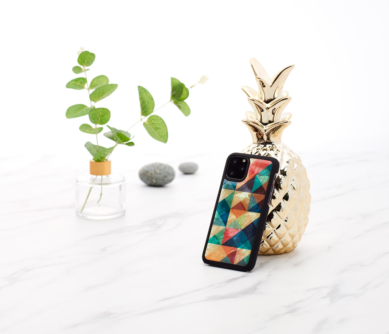 iKins iPhone 11 Pro Case Mosaic Black
