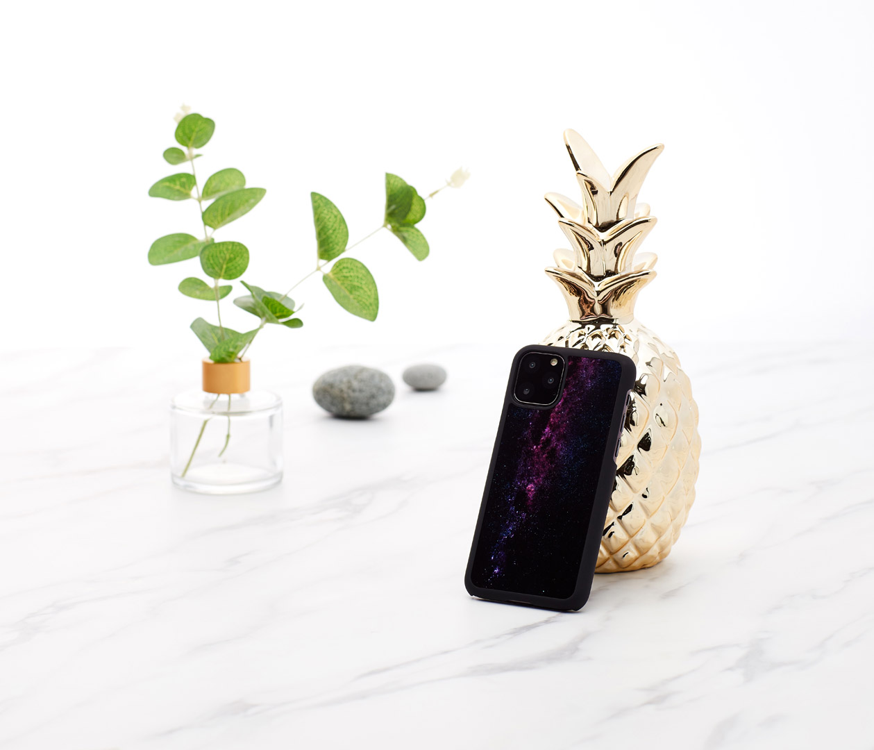 iKins iPhone 11 Pro Vāciņš Piena Ceļš Melns