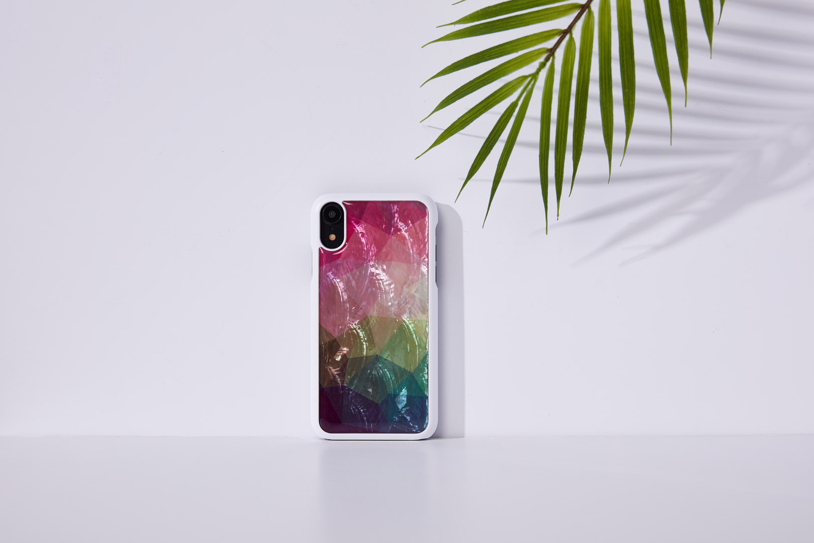 iKins iPhone XR Водяной Цветок Белый Чехол