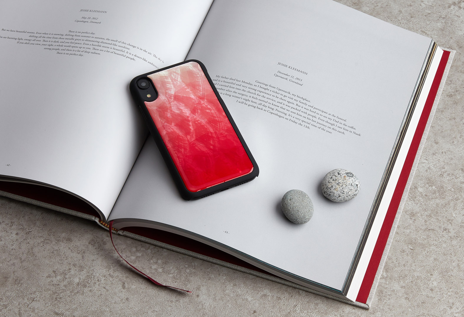 iKins iPhone XR Korpus Roosa Järv Must
