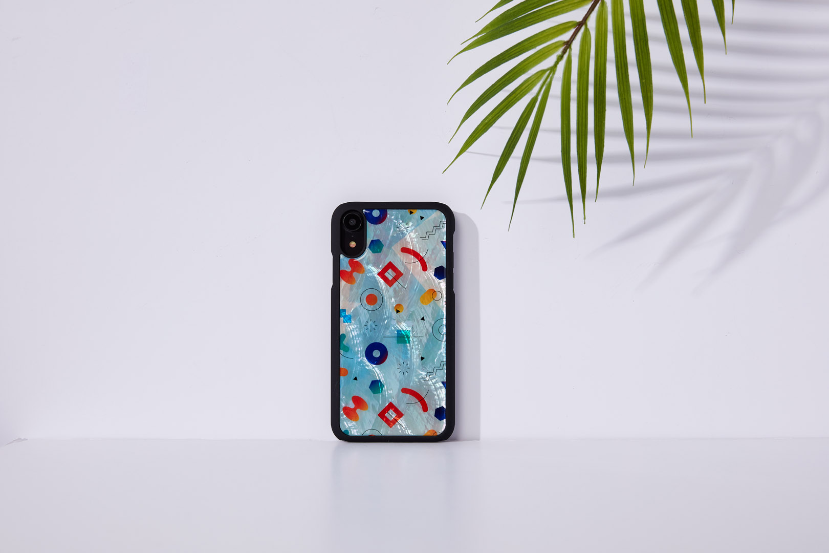 iKins iPhone XR Korpus Poppin Rock Must