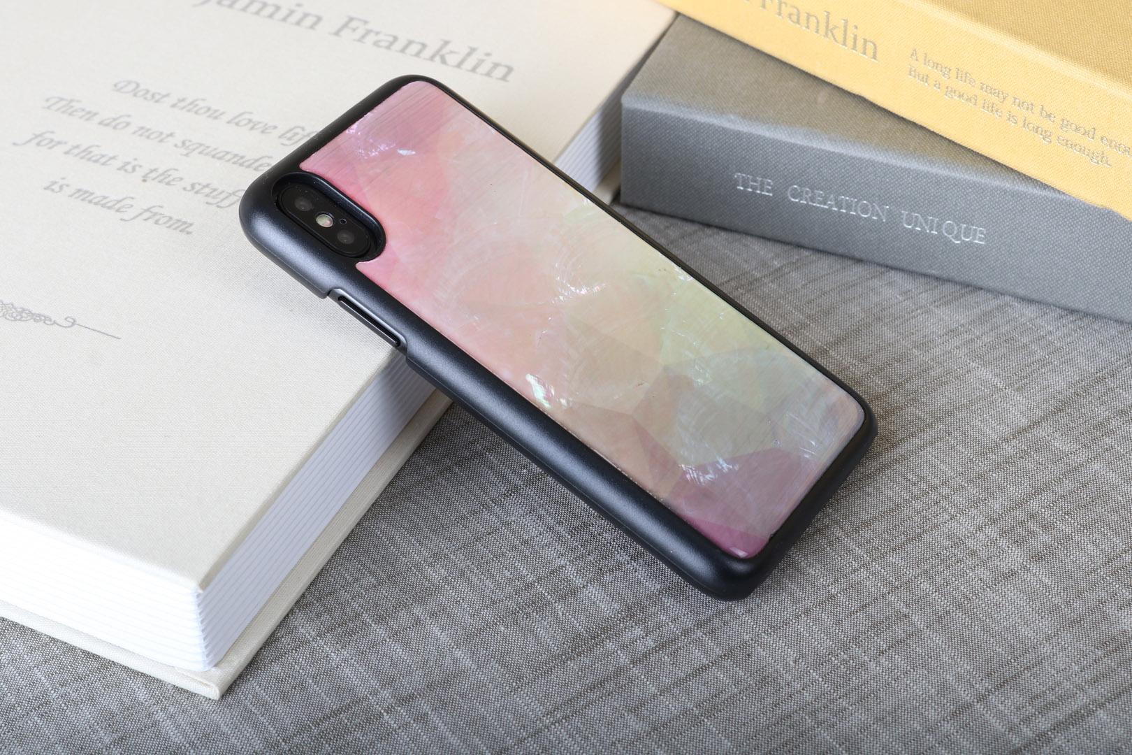 iKins iPhone XS/S kaas veekindel lill must