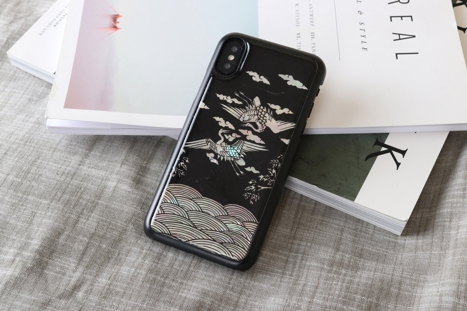 iKins iPhone XS/S Kranets Melns Vāciņš