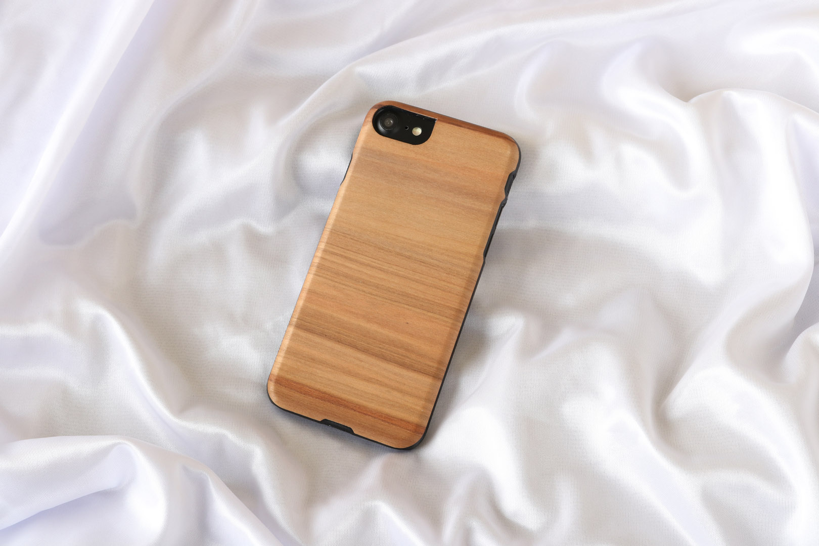 MAN&WOOD iPhone 7/8 Cappuccino Must Korpus