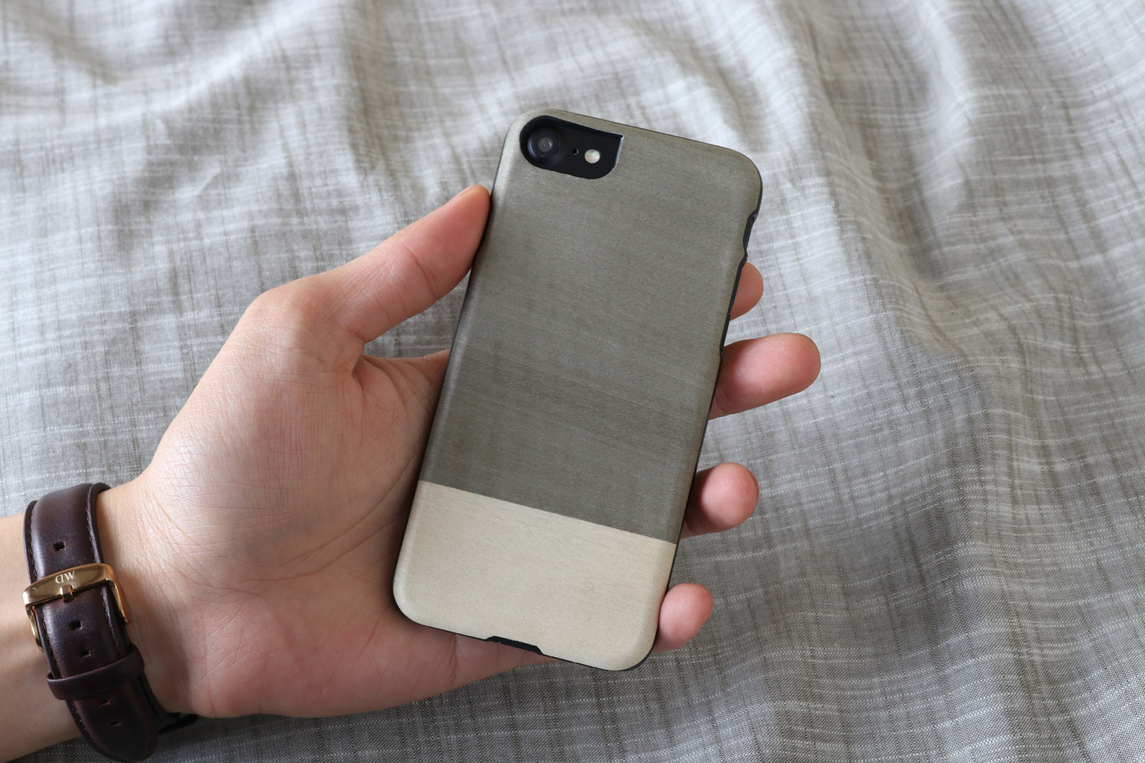 MAN&WOOD iPhone 7/8 Case Einstein Black