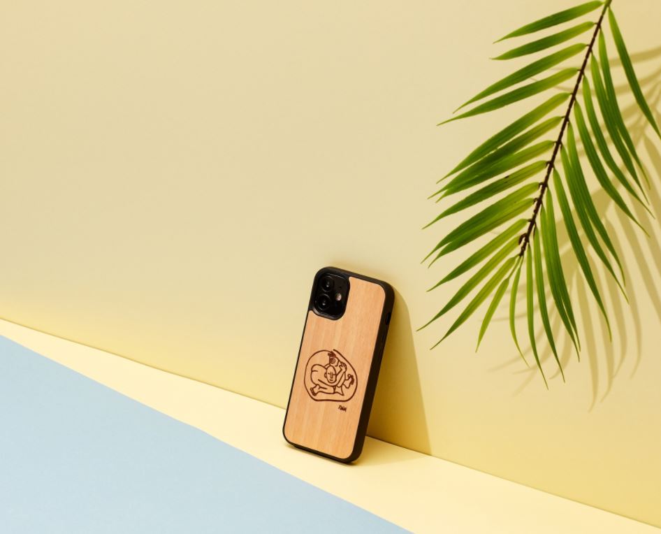 MAN&WOOD case for iPhone 12 mini child with fish