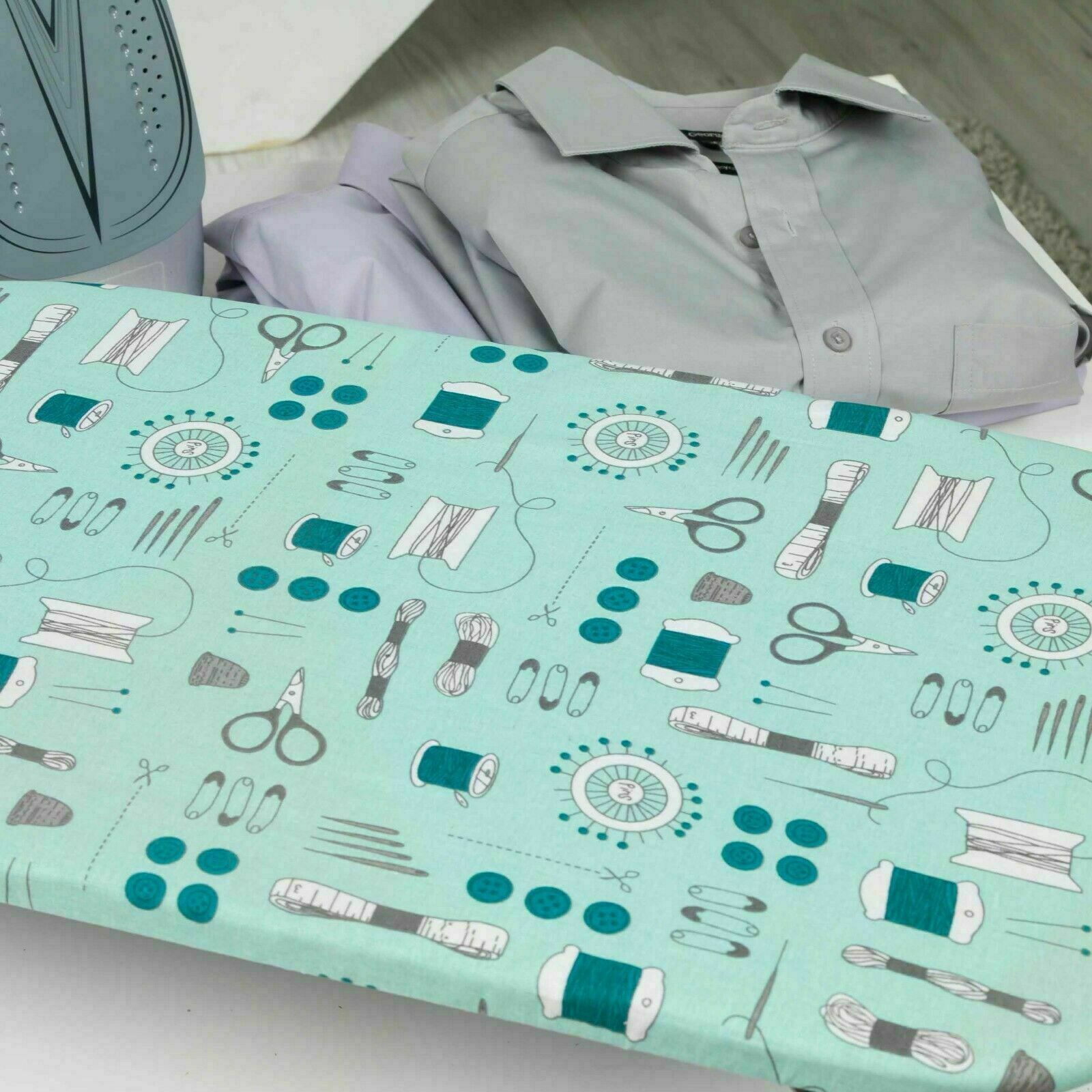 Beldray LA023735SEWFEU7 Tabletop Ironing Board 73x31cm