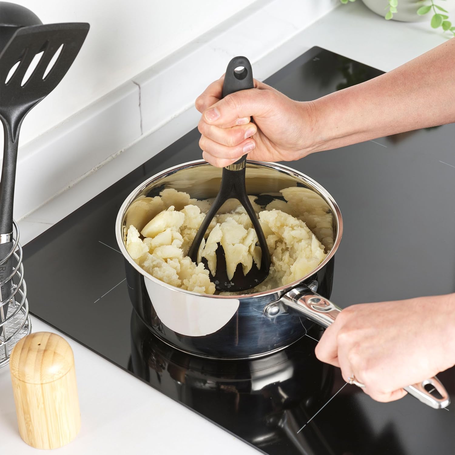 Russell Hobbs RH03026EU7 5 Piece Utensil Set