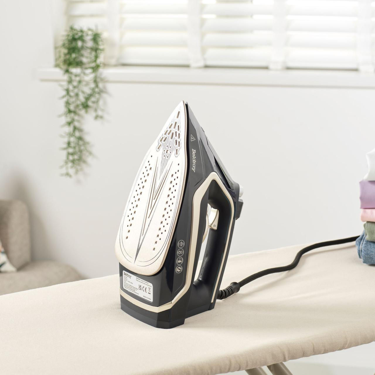 Beldray BEL01980VDE  Ultra Sleek 2600W