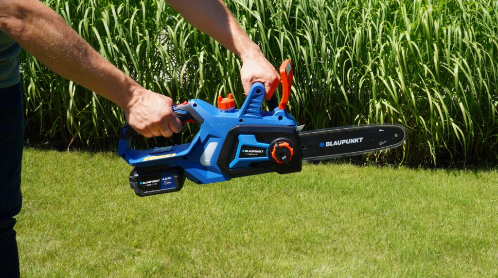Blaupunkt CS3120 Cordless Chainsaw