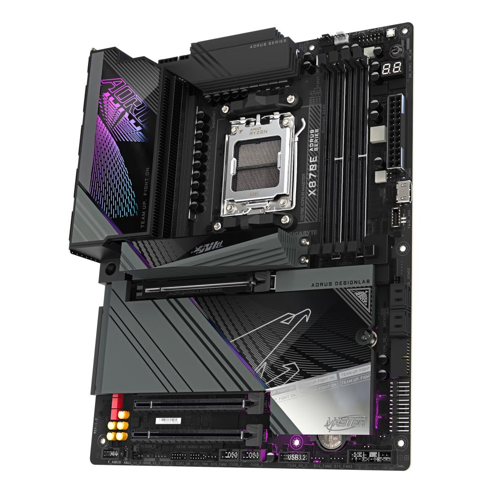 GIGABYTE X870EAORUSMASTER ATX mātesplate ar DDR5 atbalstu